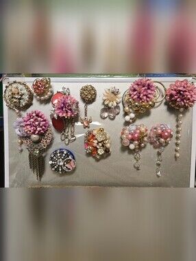 handmade refrigerator magnets made with vintage jewelry pink tones florals